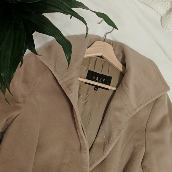 DAKS of London Coat - Picture 3 of 7